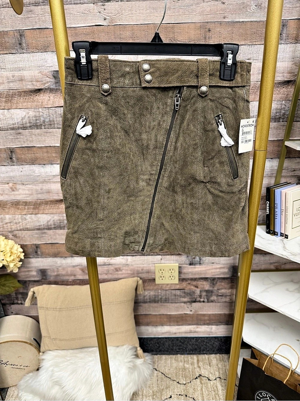 BLANKNYC Grey Suede Mini Skirt